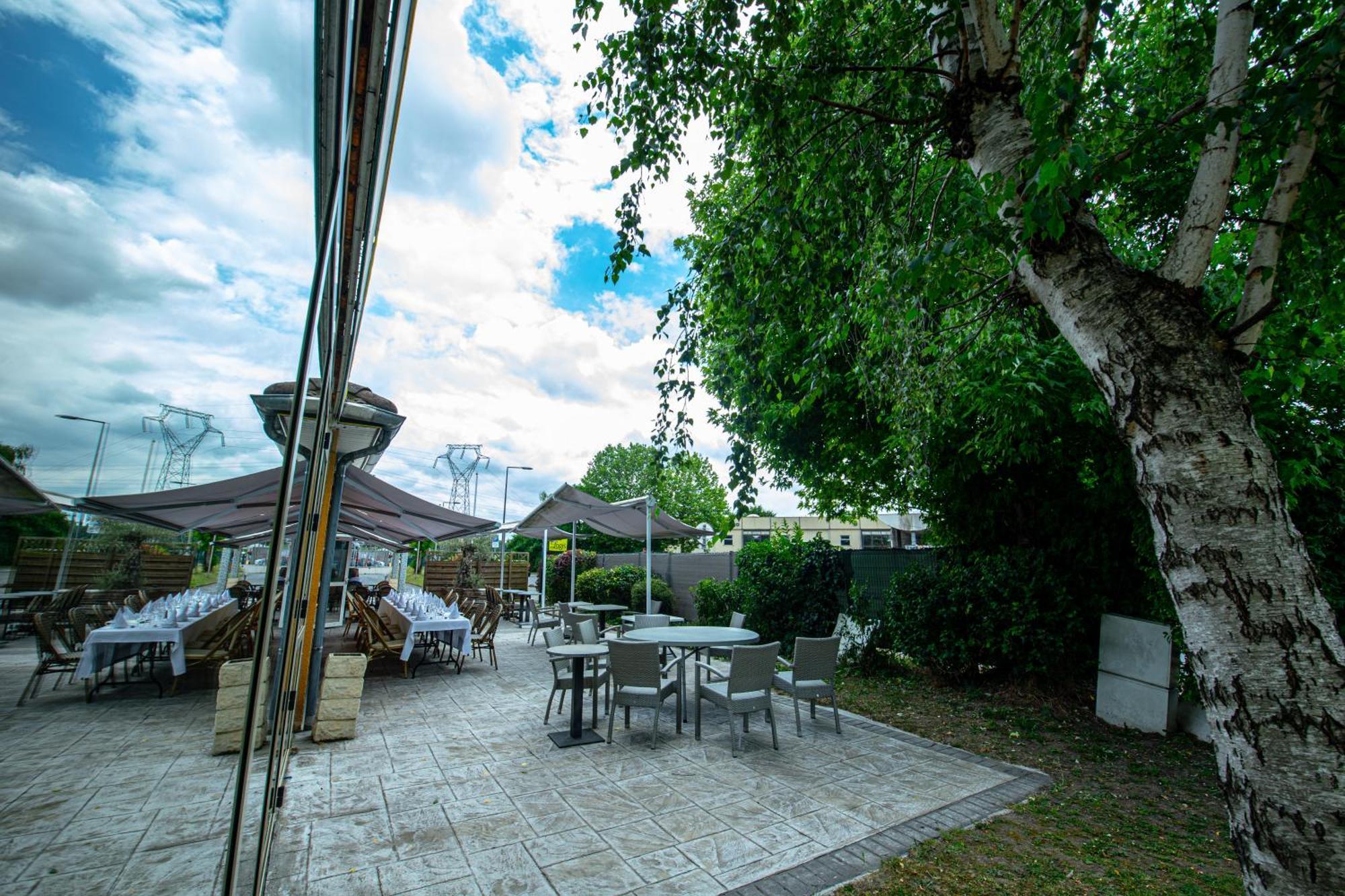 Logis Hotel - Le Relais Du Parisis Villeparisis Zewnętrze zdjęcie